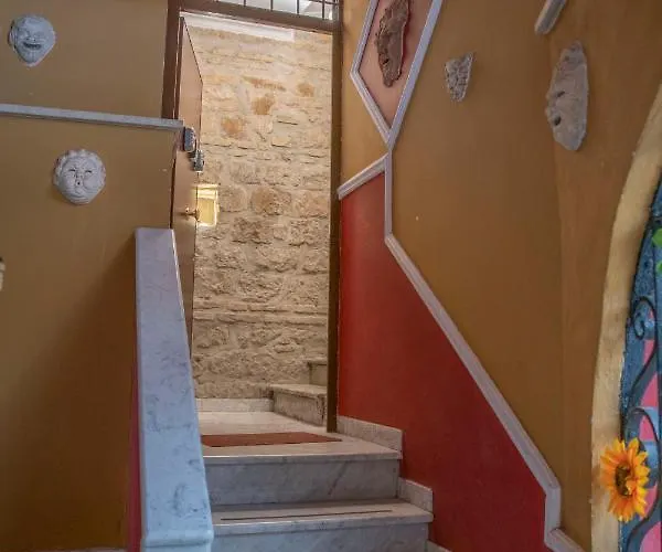 Domus Augustea 2 - 900 M A Piedi Dal Colosseo - Metro A 100 M רומא